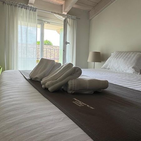 Residence Del Lago Desenzano del Garda Ngoại thất bức ảnh