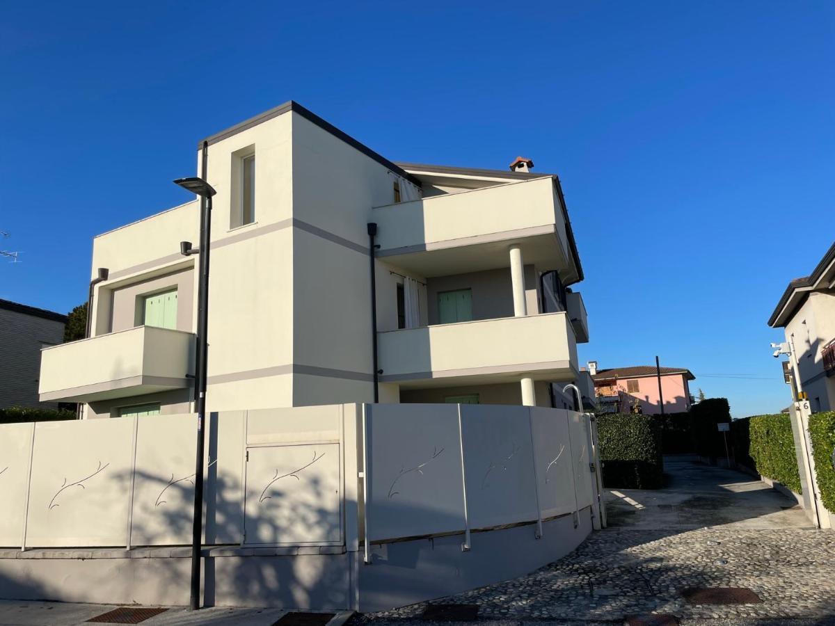 Residence Del Lago Desenzano del Garda Ngoại thất bức ảnh