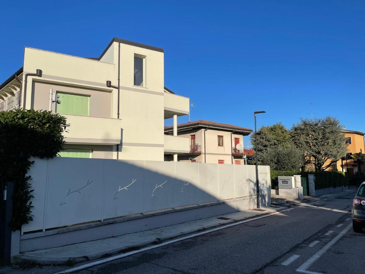 Residence Del Lago Desenzano del Garda Ngoại thất bức ảnh