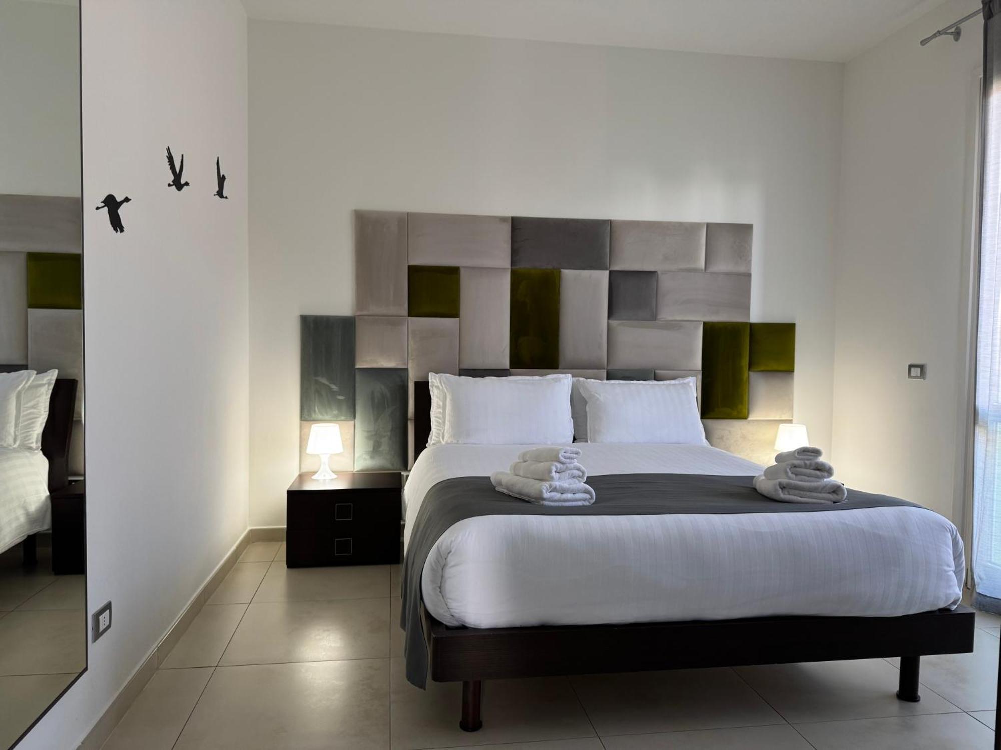 Residence Del Lago Desenzano del Garda Ngoại thất bức ảnh